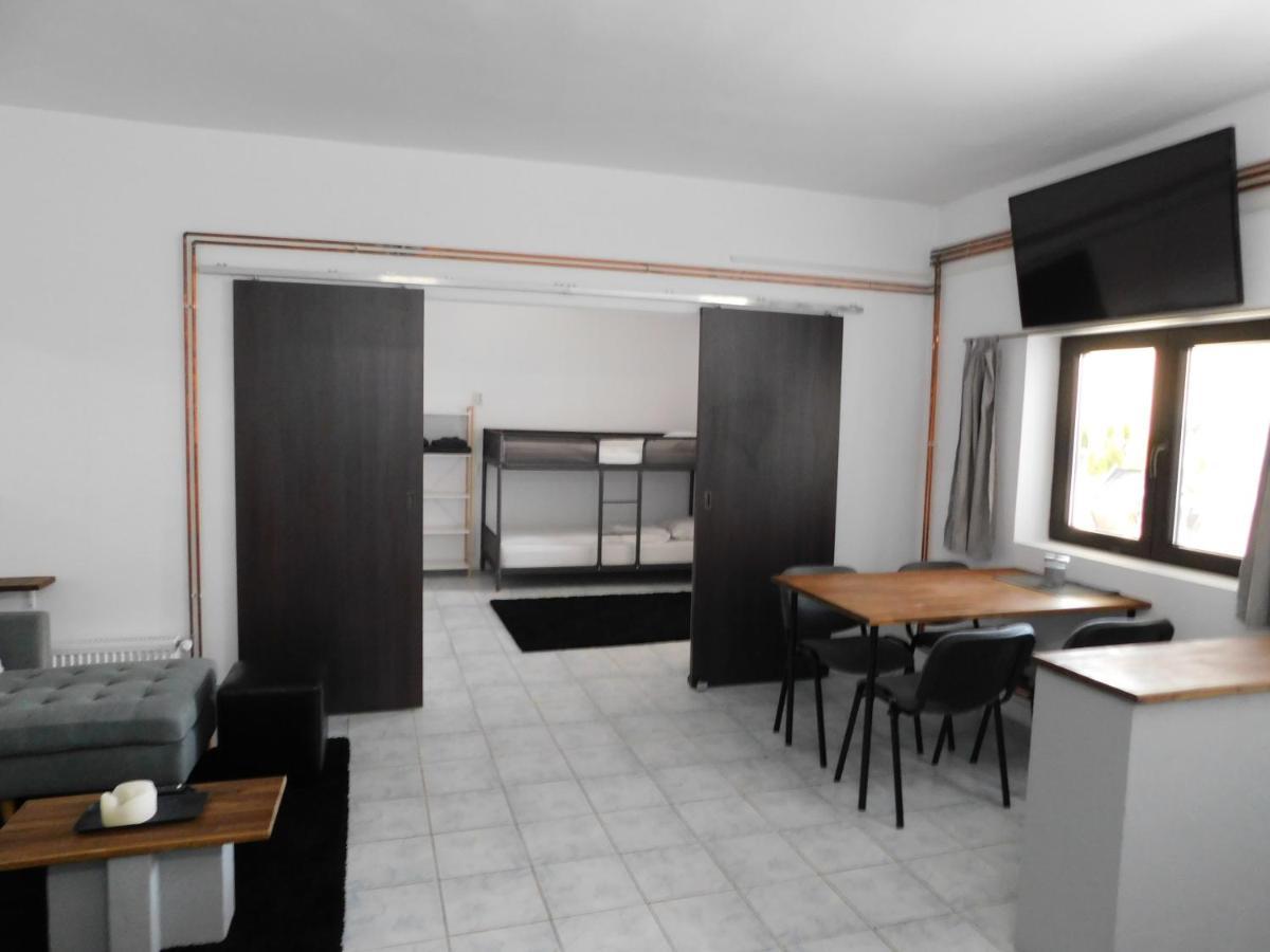 Mountain Vista Suites เซอร์เนช ภายนอก รูปภาพ